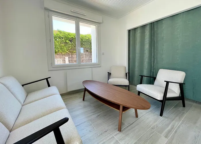 Maison Rénovée Avec Wifi, 700m De La - 4 Couchages - Fr-1-231-341